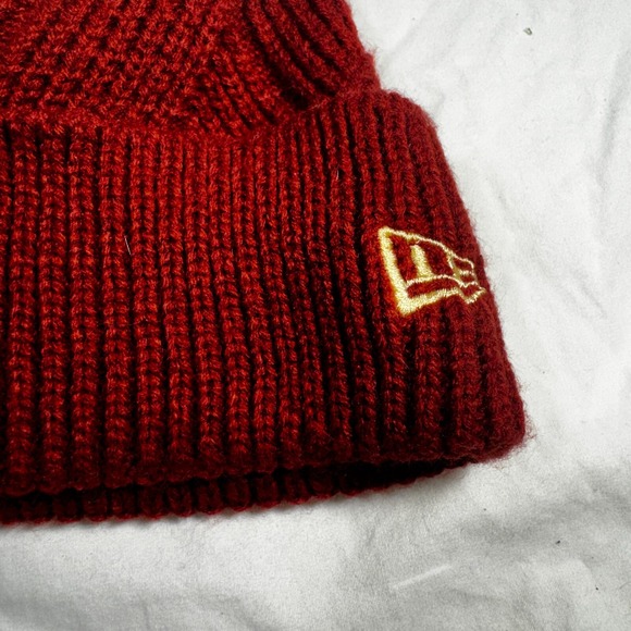 New Era Women's Floridat State University Red Beanie Stocking Cap Pom Hat - Picture 3 of 11